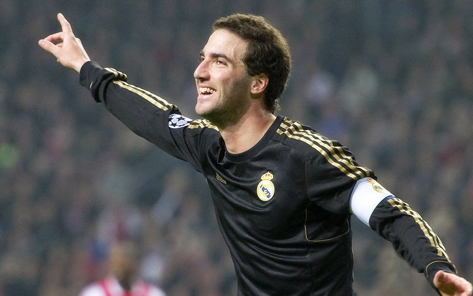 广厦队关键战突围猛龙，利拉德彻底打爆防线