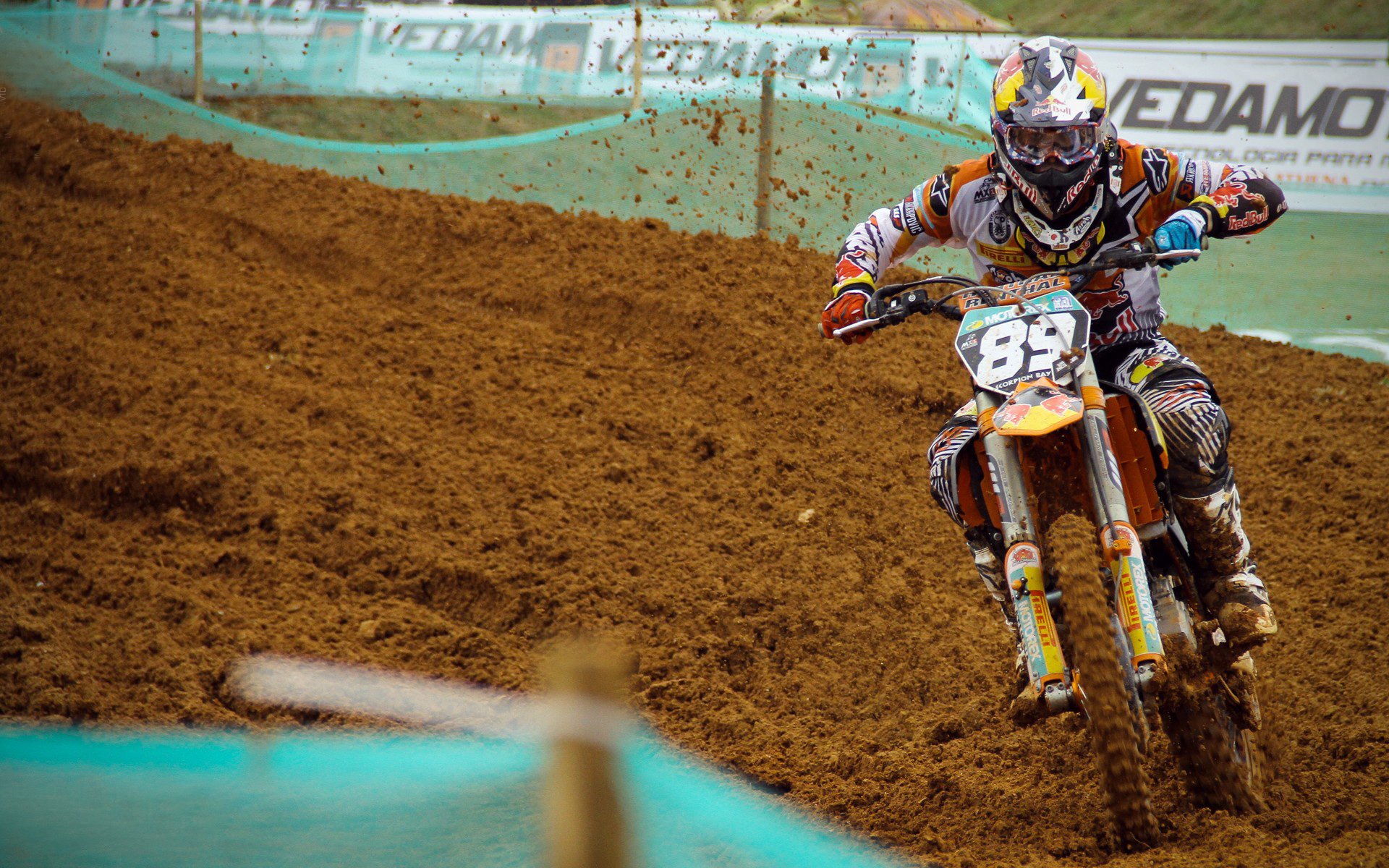 沙特强压皇马，李刚仁个人能力完全展现，亚洲足球的诺曼底登陆