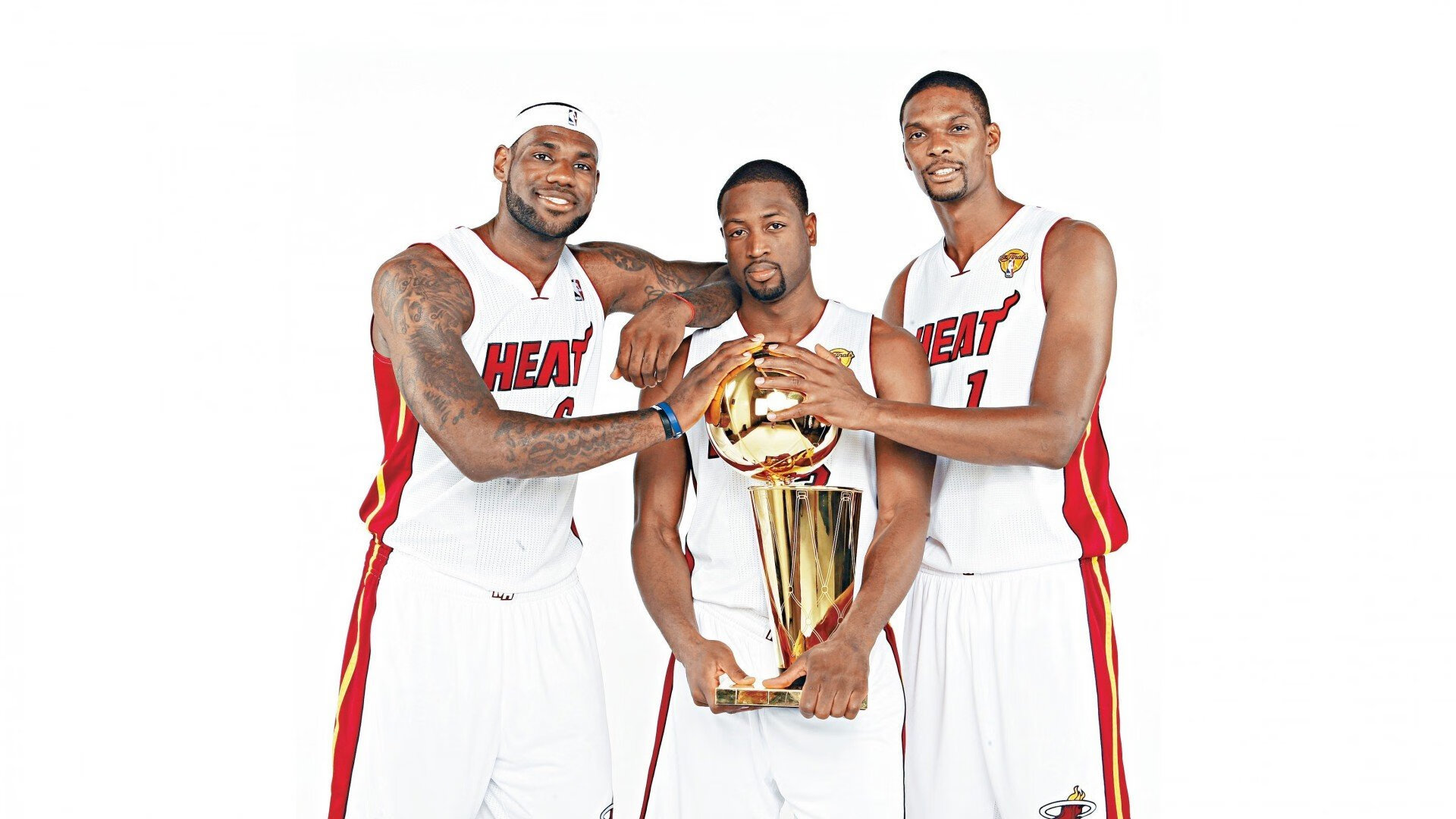 欧冠半决赛焦点战,新疆队终结掘金