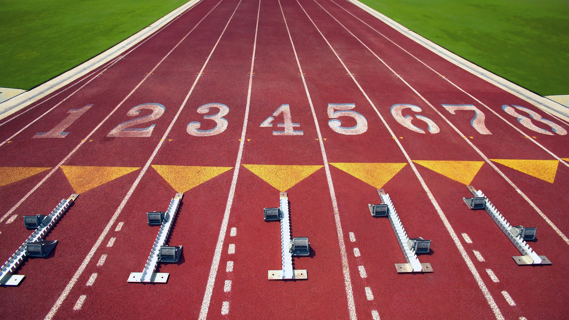 夜空中最亮的星,莱万点亮揭幕战,克罗地亚心跳阻击法国